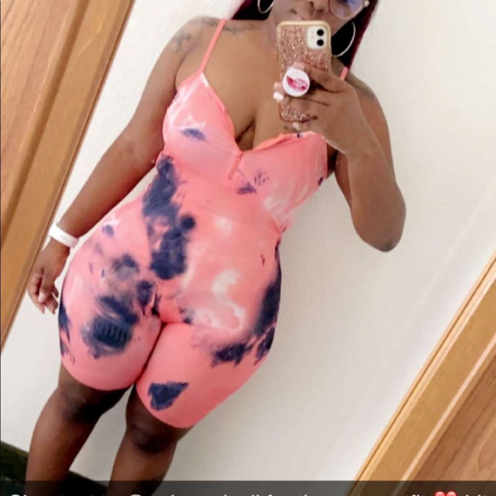 STARBURST ROMPER - Picture 3 of 3